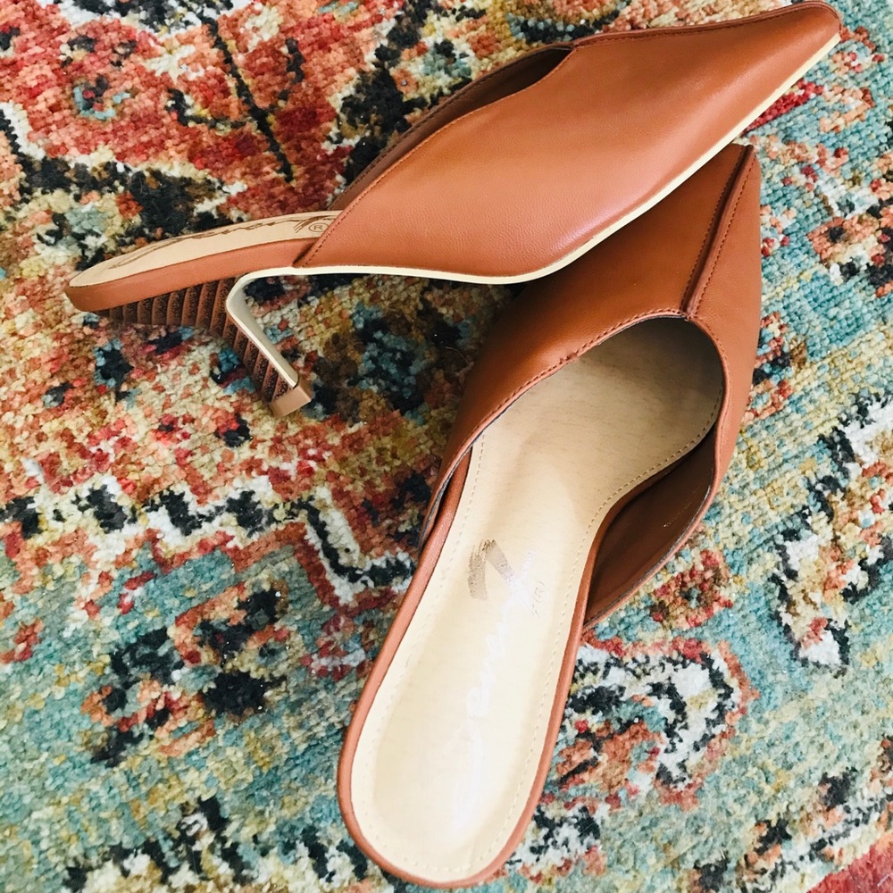 Cognac mules